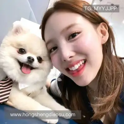 蒙炯芊